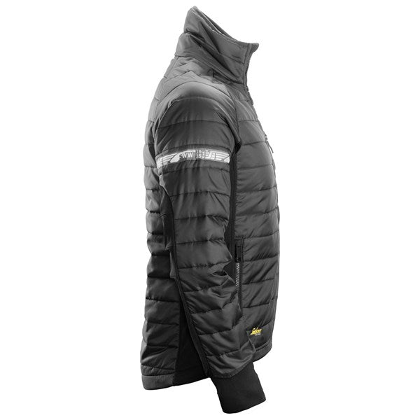 "High-quality insulated jacket for construction and outdoor work"